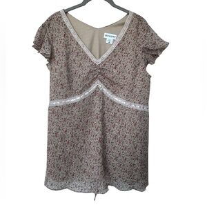 Motherhood Maternity Floral V-Neck Top with Lace Trim size XL